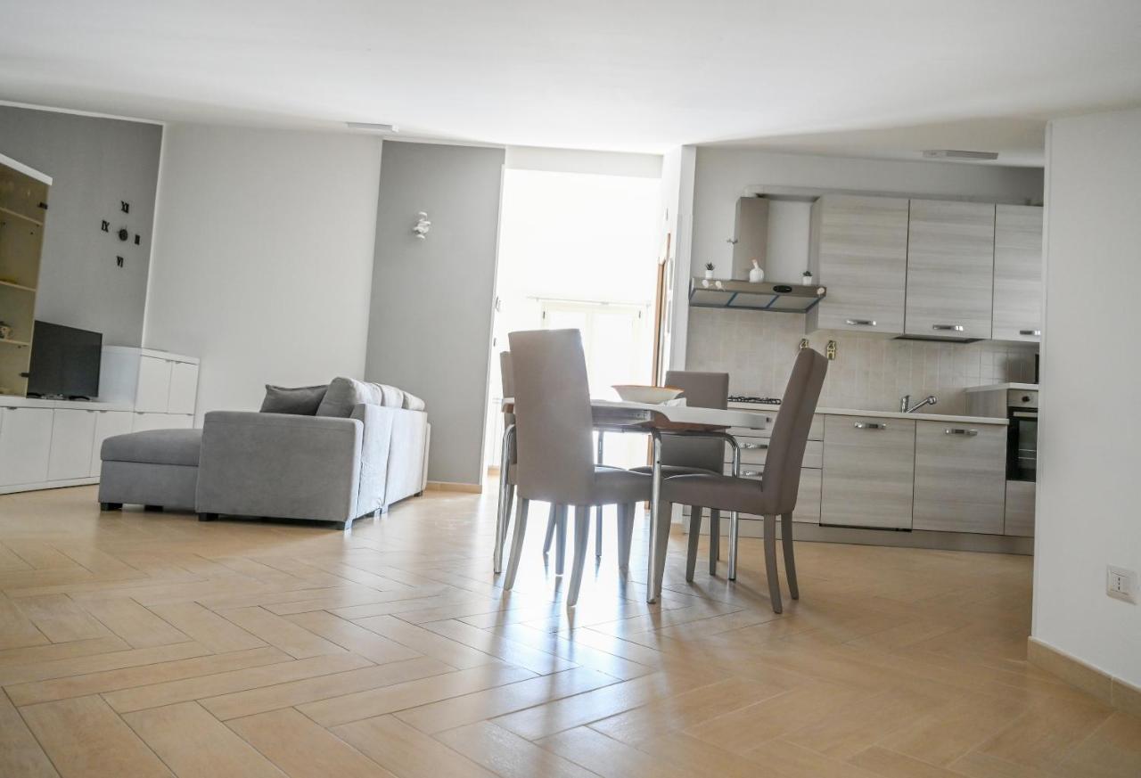 Apartmán Charlotte Marconia Exteriér fotografie