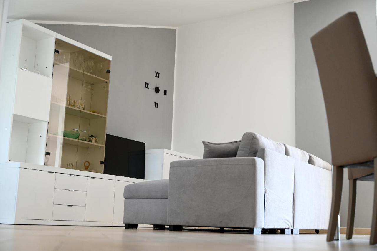 Apartmán Charlotte Marconia Exteriér fotografie