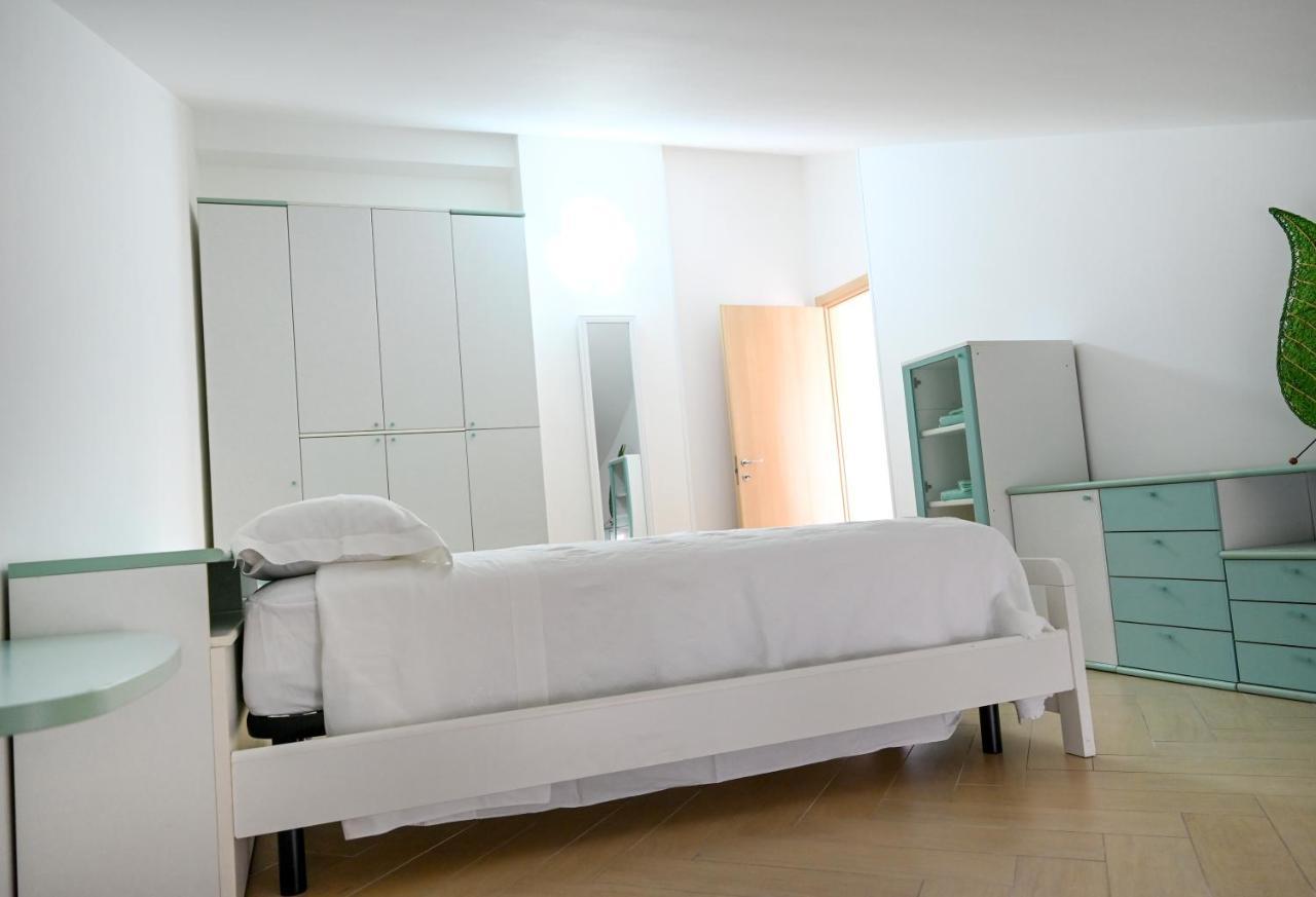 Apartmán Charlotte Marconia Exteriér fotografie